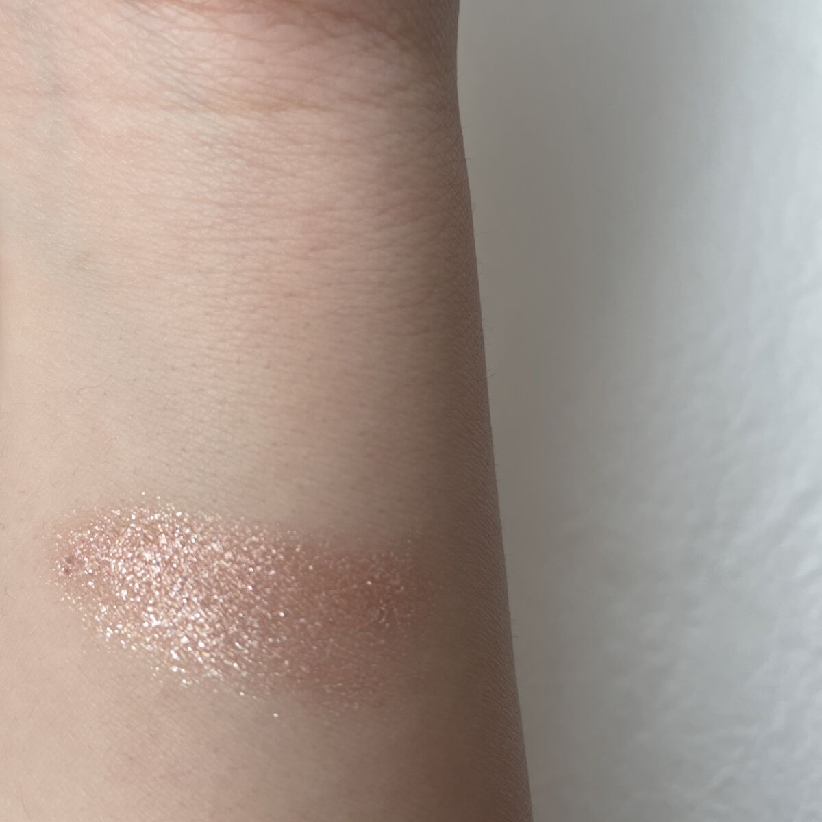 キラキラ アイシャドウ PK003/ETUDE/スティックアイシャドウを使ったクチコミ（3枚目）