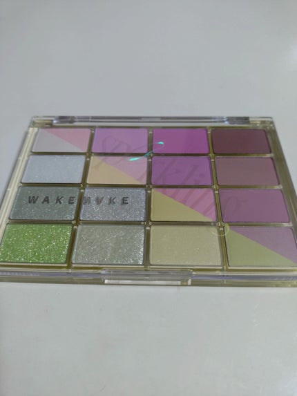 ソフトブラーリングアイパレット/wakemake/アイシャドウパレットを使ったクチコミ(1枚目)
