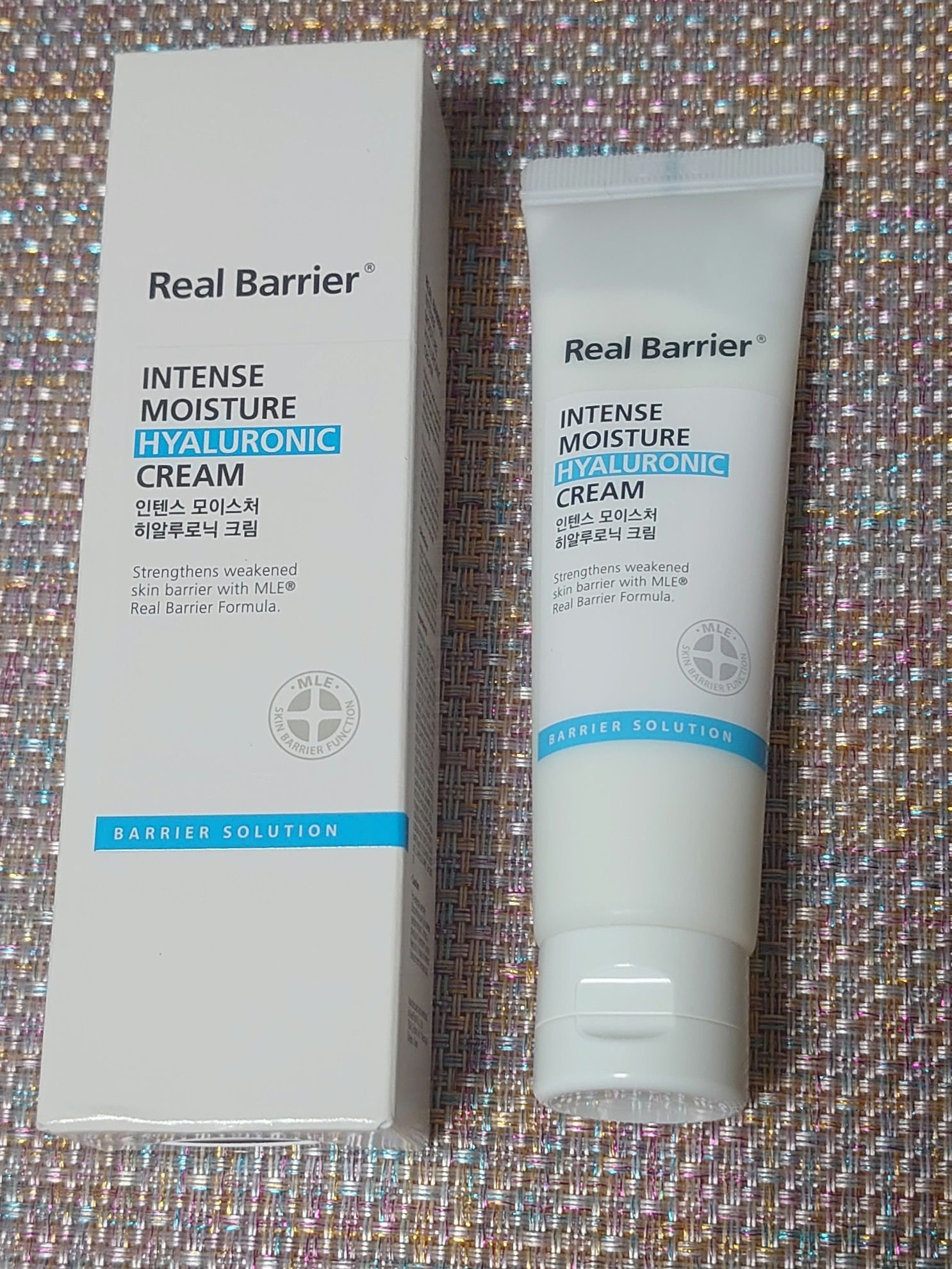 インテンスモイスチャーヒアルロニッククリーム/Real Barrier/フェイスクリームを使ったクチコミ（1枚目）