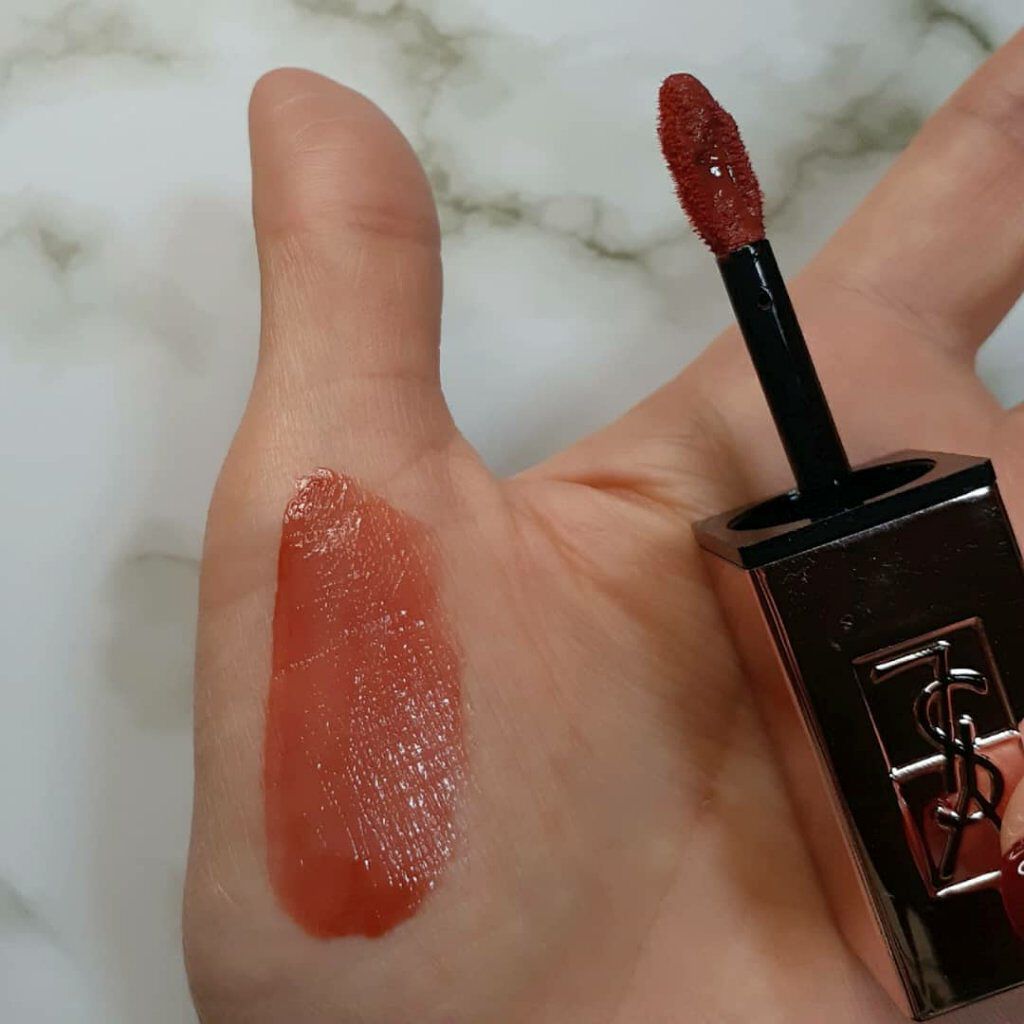 ルージュ ピュールクチュール ヴェルニ ウォーターグロウ/YVES SAINT LAURENT BEAUTE/口紅を使ったクチコミ(3枚目)