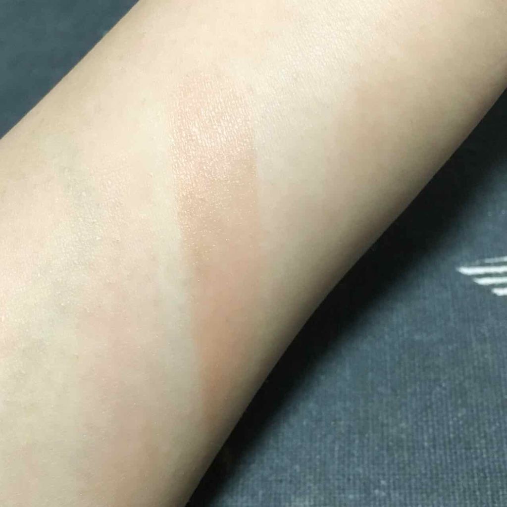 ラスティングフィニッシュ ティントリップ/リンメル ロンドン/リップティントを使ったクチコミ(2枚目)