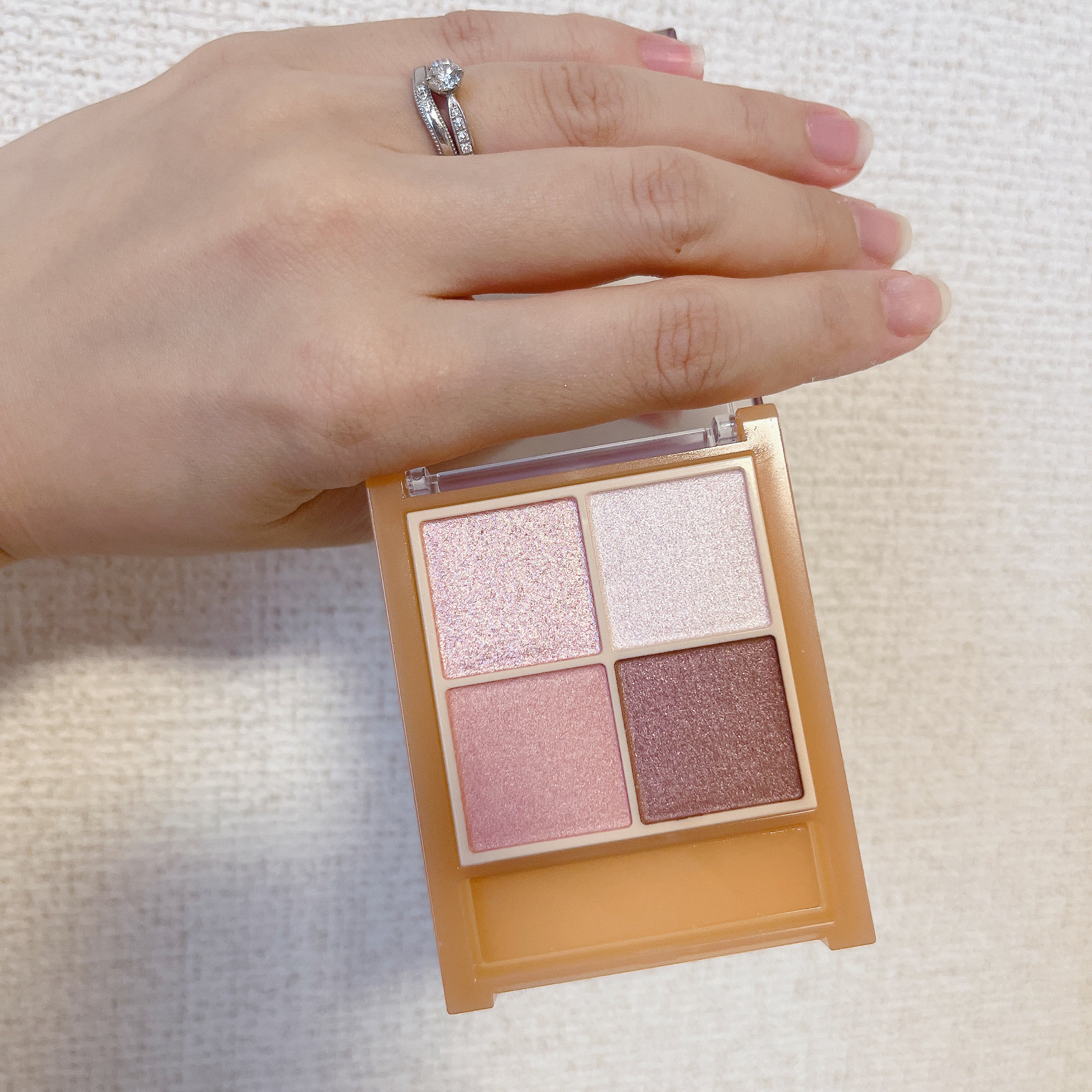 ベージュトーンアイシャドウ/CEZANNE/アイシャドウパレットを使ったクチコミ（2枚目）