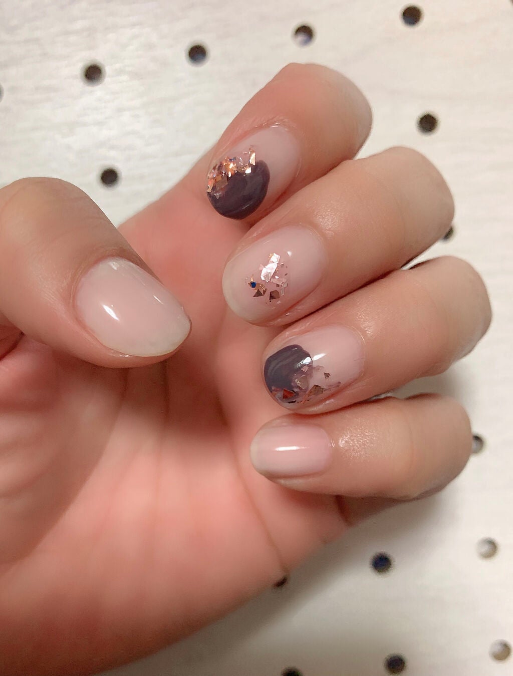 ネイルホリック パーティーフレーク/ネイルホリック/マニキュアを使ったクチコミ(2枚目)