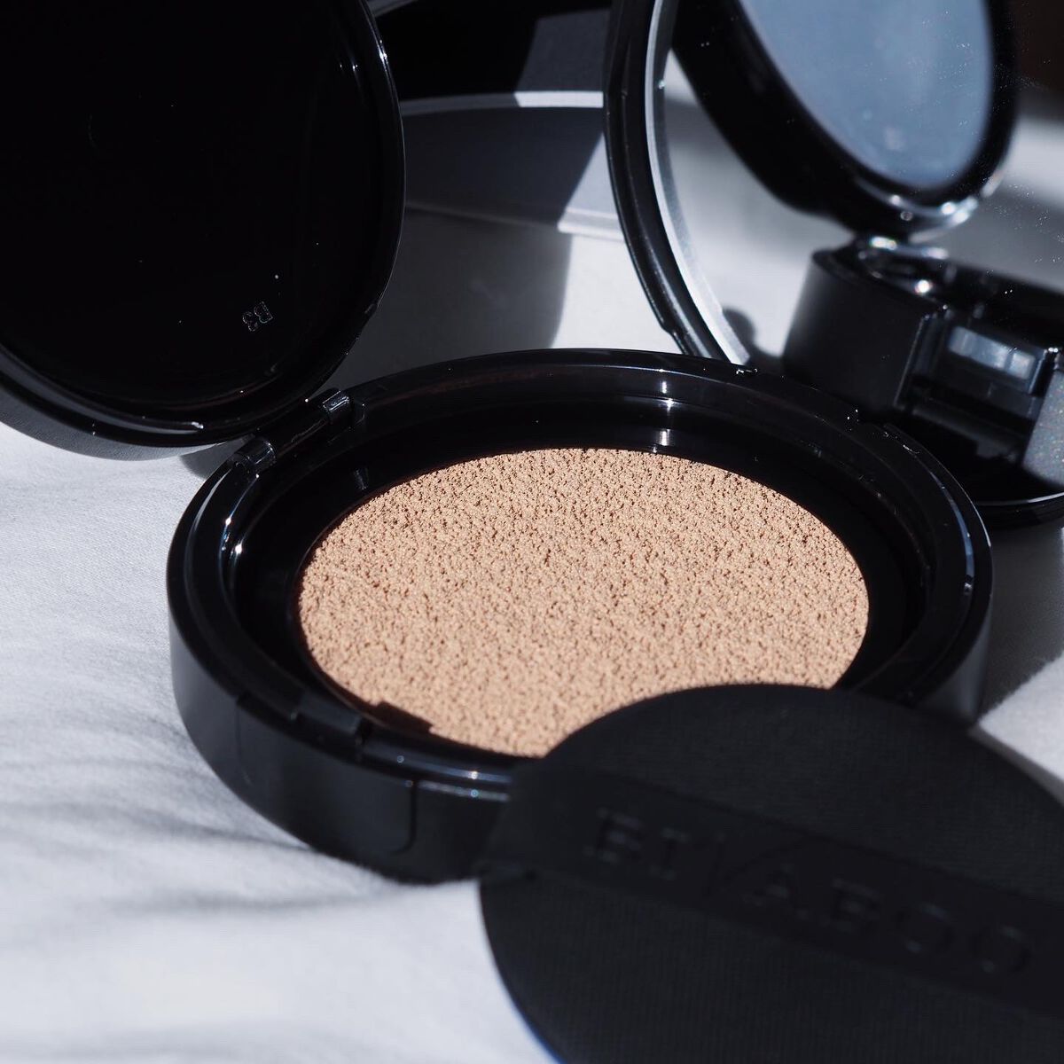 ベルベットジュエルクッション/BIVABOO/クッションファンデーションを使ったクチコミ(2枚目)