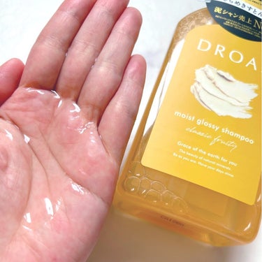 DROAS モイストグロッシーシャンプー/トリートメントのクチコミ「DROAS モイストグロッシーシャンプー/トリートメント💛

はじめての泥配合のシャンプー
ド.....」（2枚目）