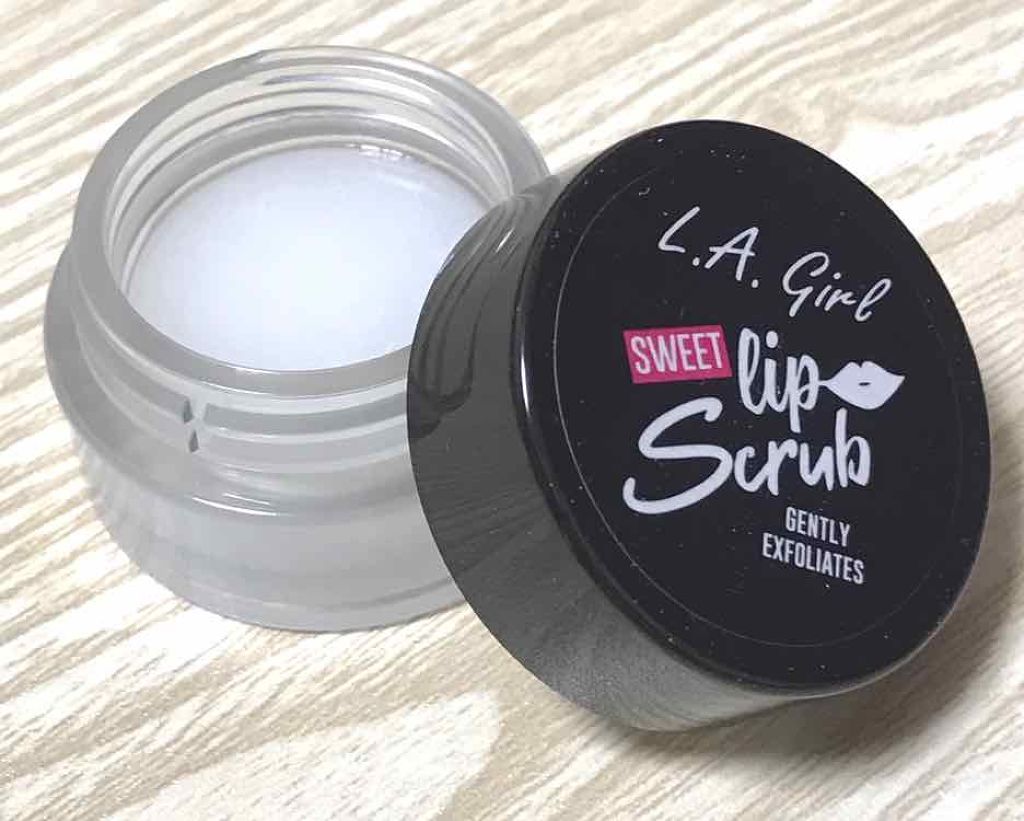 Sweet Lip Scrub/L.A.Girl/リップスクラブを使ったクチコミ（2枚目）