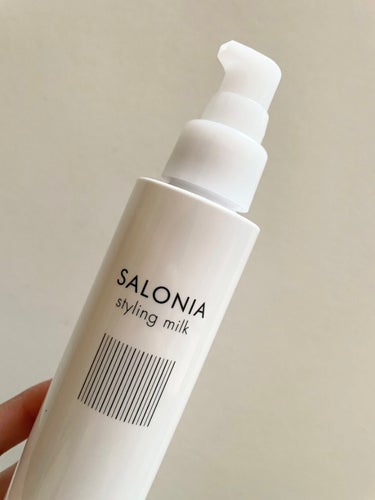 SALONIA スタイリングミルク(ストレート)のクチコミ「サロニアのヘアミルク！！

SALONIA　サロニア
スタイリングミルク

¥1,760(税込.....」（3枚目）