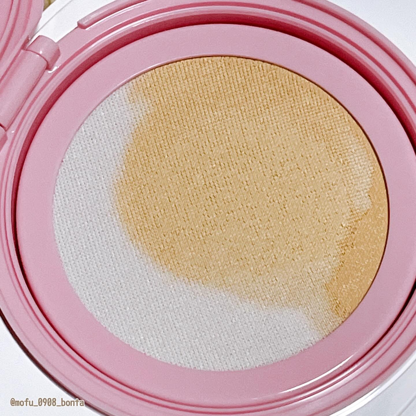 デューイーメッシュファンデーション #23 ナチュラルベージュ/ASUNE /クッションファンデーションを使ったクチコミ（3枚目）