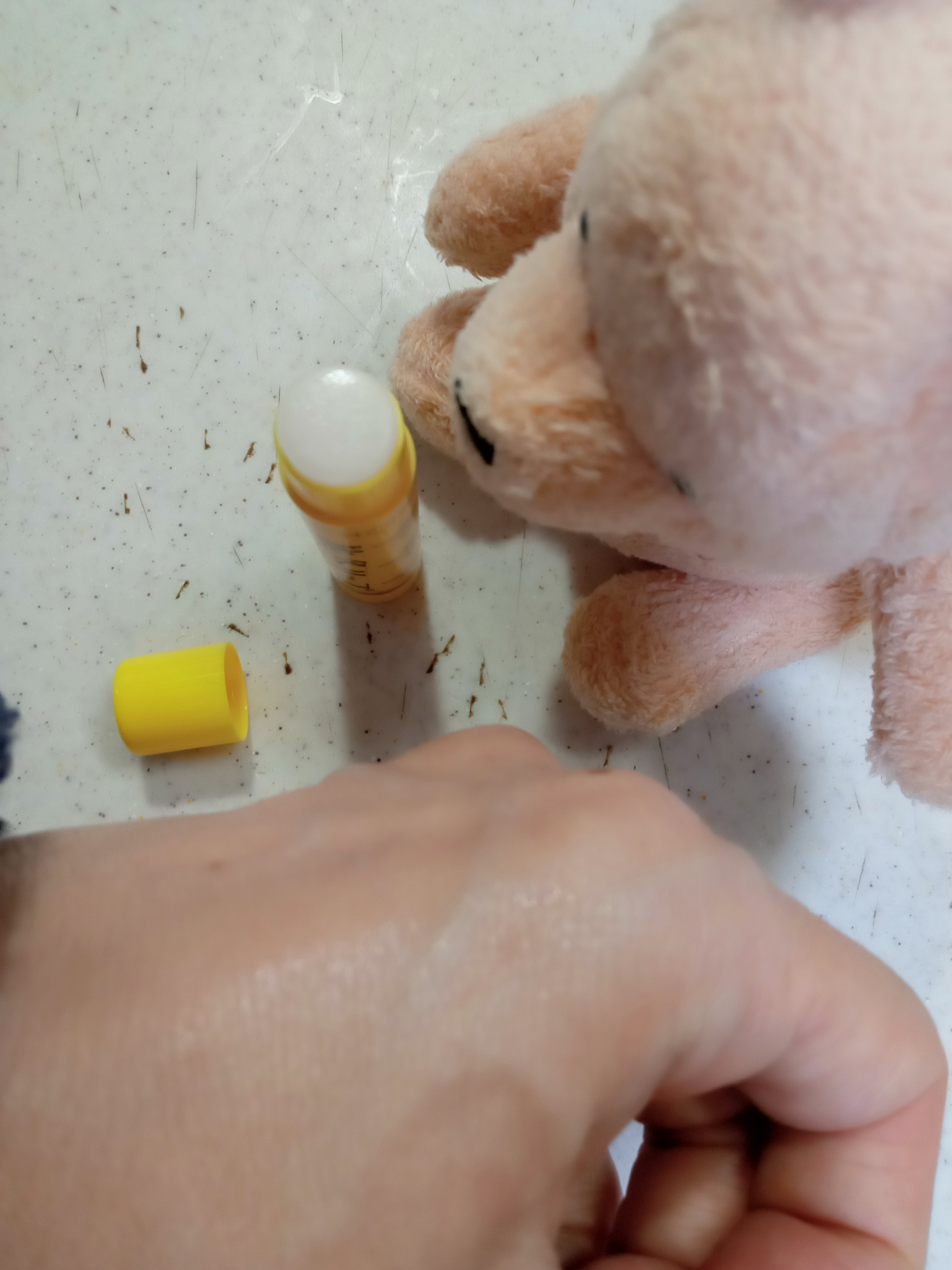 越冬リップ/ビーハニー/リップクリームを使ったクチコミ（3枚目）