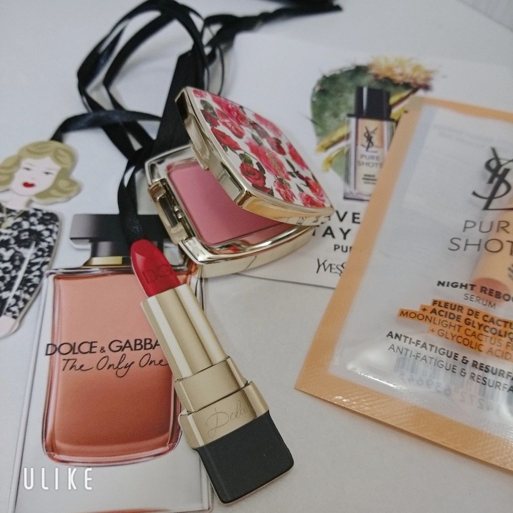 シークレットヴェール ハイドレーティング ラディアントプライマー/DOLCE&GABBANA BEAUTY/化粧下地を使ったクチコミ(2枚目)
