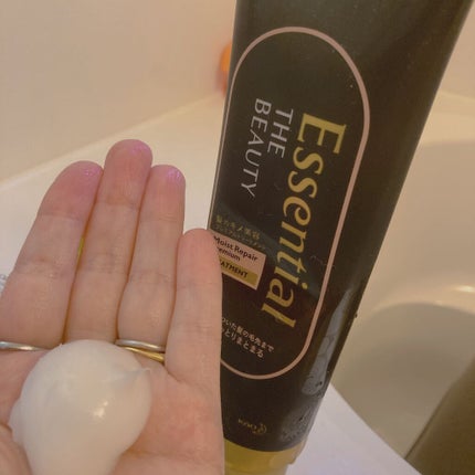 THE BEAUTY 髪のキメ美容プレミアムトリートメント<モイストリペアプレミアム>/エッセンシャル/洗い流すヘアトリートメントを使ったクチコミ(2枚目)