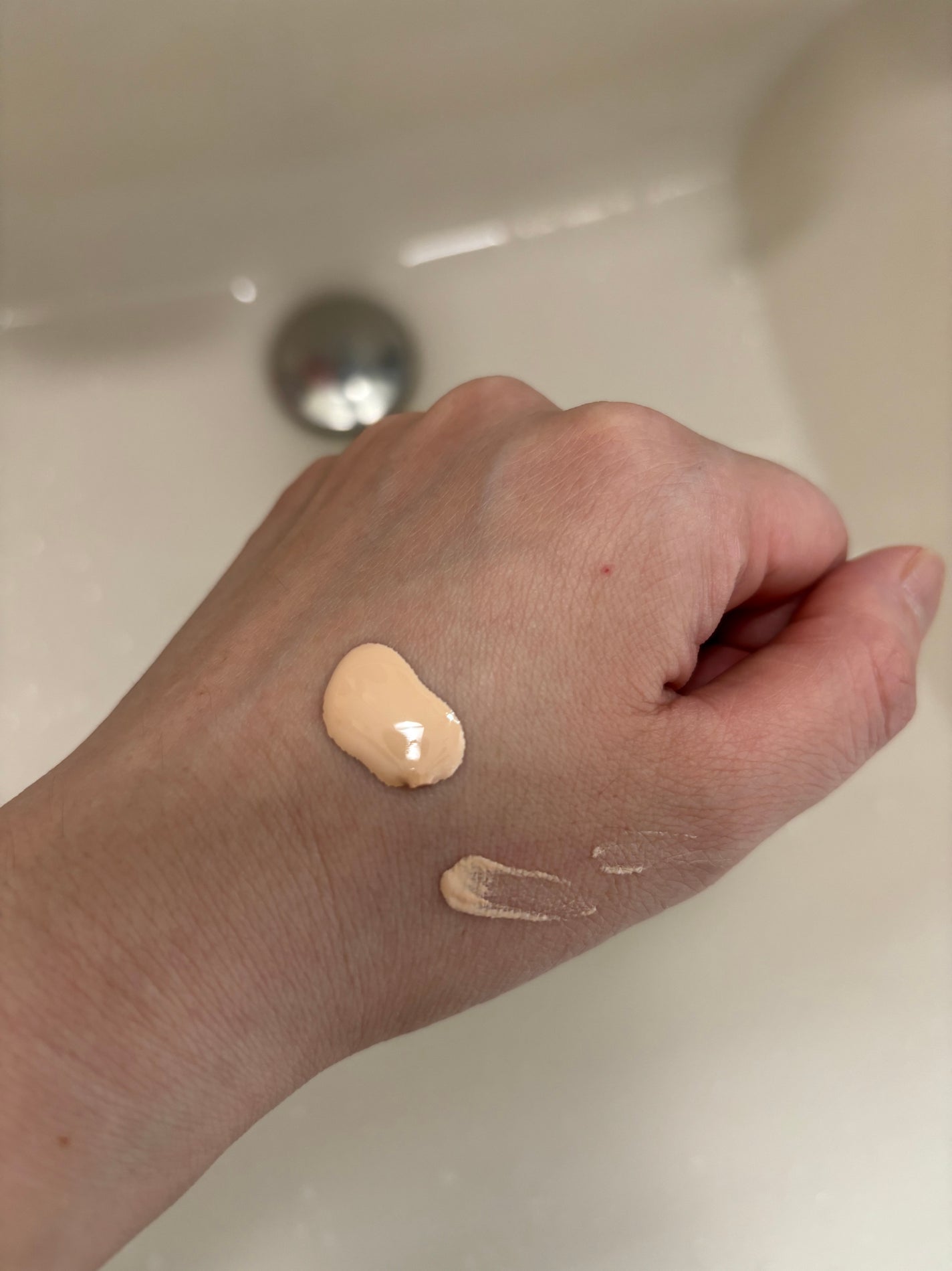 プロテクティング ファンデーション プライマー /PAUL & JOE BEAUTE/化粧下地を使ったクチコミ(3枚目)