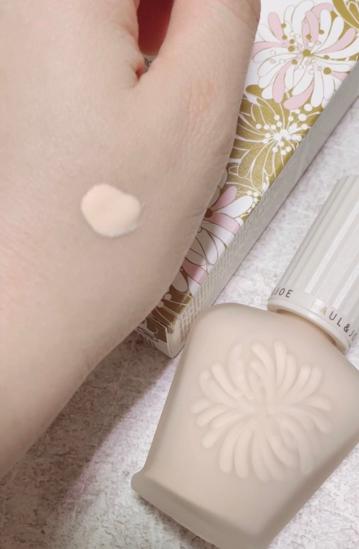 プロテクティング ファンデーション プライマー /PAUL & JOE BEAUTE/化粧下地を使ったクチコミ(3枚目)