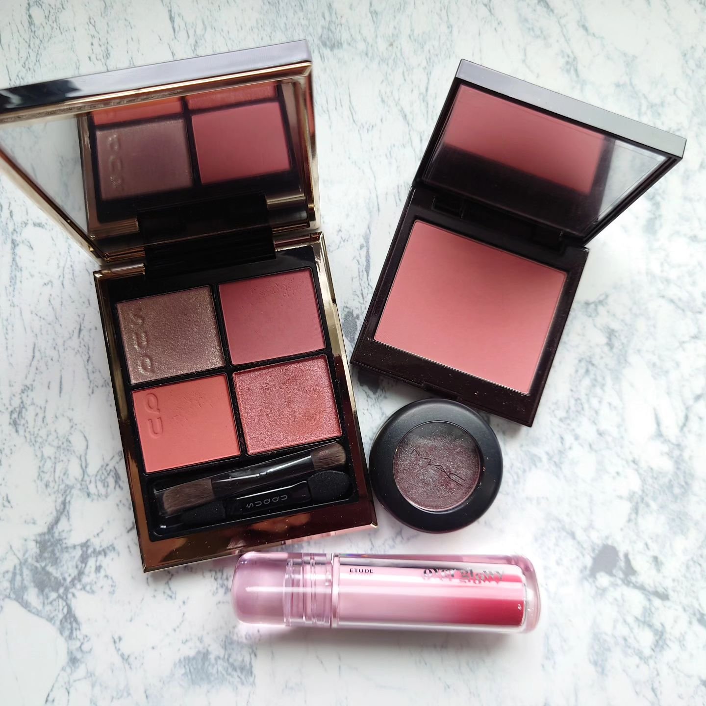 シグニチャー カラー アイズ 136 色束 -IROTABANE/SUQQU/アイシャドウパレットを使ったクチコミ（3枚目）