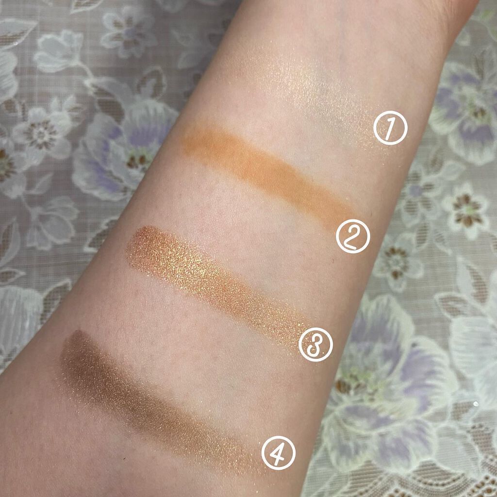 パフ・デ・チーク/MAJOLICA MAJORCA/パウダーチークを使ったクチコミ（3枚目）