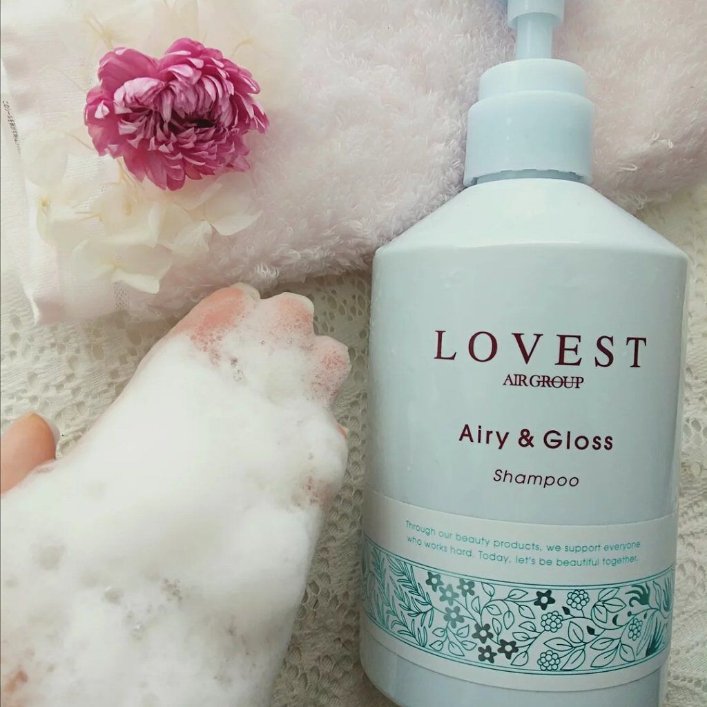 エアリーアンドグロス シャンプー／トリートメント /LOVEST by air Salon Quality Hair Care/市販シャンプーを使ったクチコミ（2枚目）