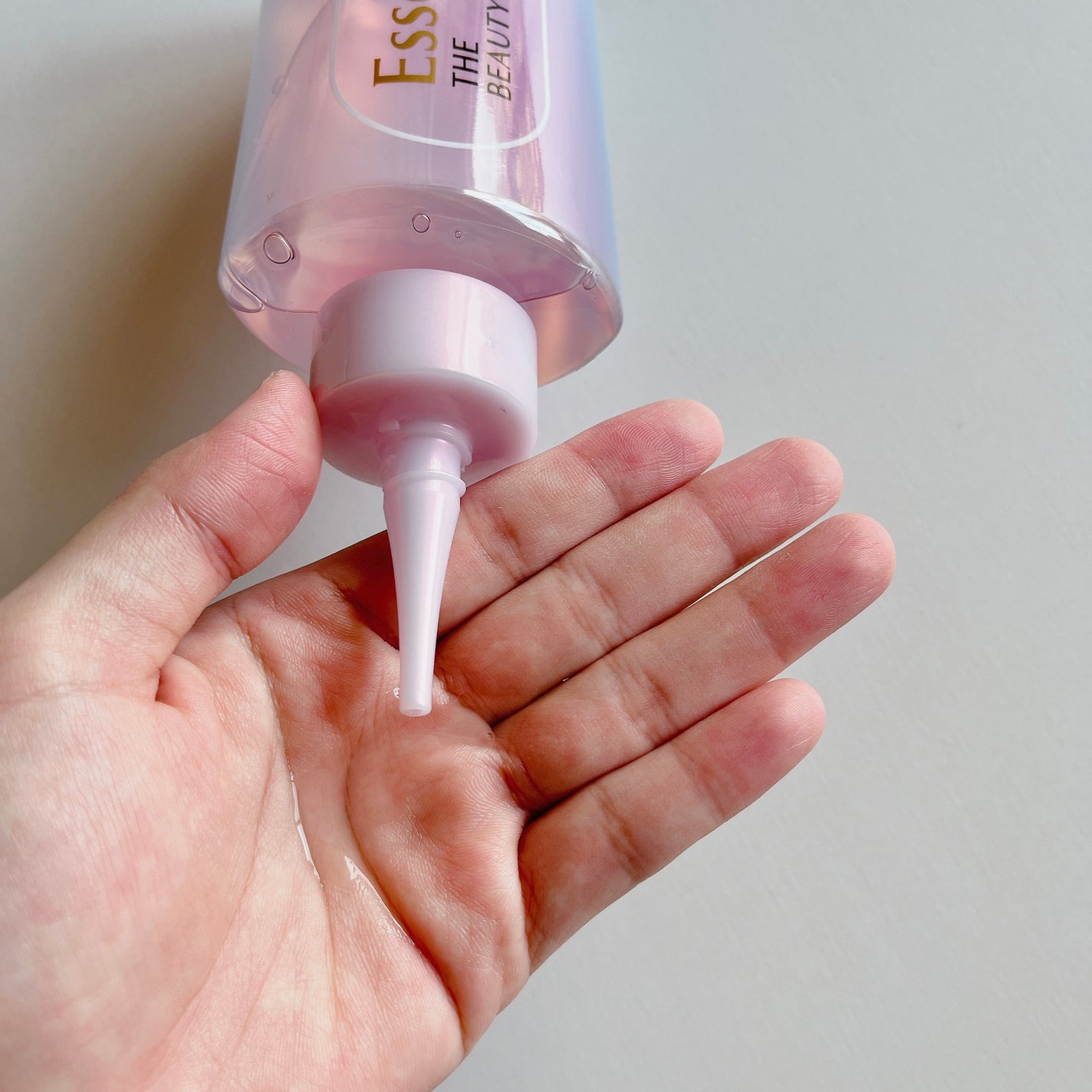 エッセンシャル プレミアム ウォータートリートメント EXスムース/エッセンシャル/アウトバストリートメントを使ったクチコミ(3枚目)