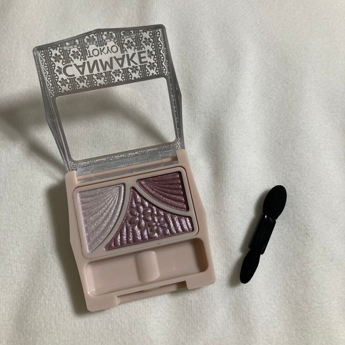 ジューシーピュアアイズ/キャンメイク/アイシャドウパレットを使ったクチコミ(2枚目)