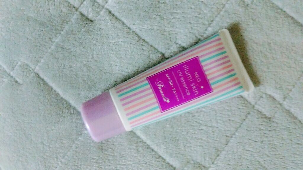 パラソーラ ネオイルミスキン UV エッセンス LV 【ネオイルミ ラベンダー】/パラソーラ/日焼け止め・UVケアを使ったクチコミ（1枚目）
