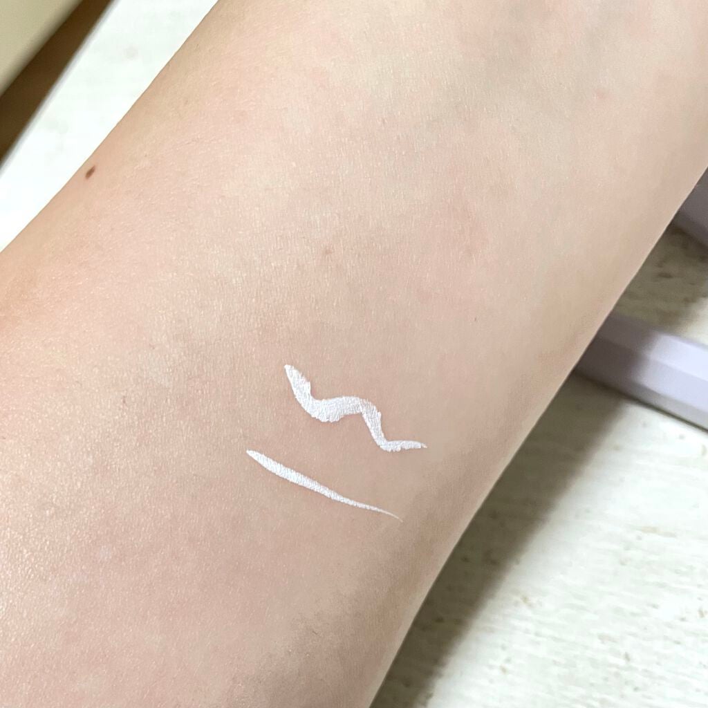 EYE OPENING LINER/UZU BY FLOWFUSHI/リキッドアイライナーを使ったクチコミ(3枚目)