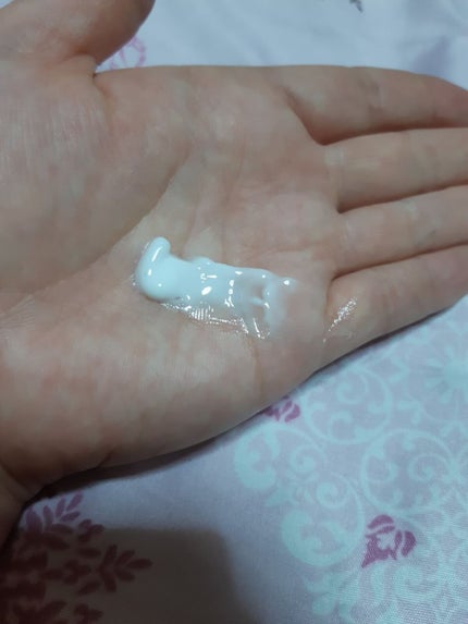 ディープリーエンリッチド ボディローション フローラルラベンダーの香り/ヴァセリン/ボディローションを使ったクチコミ(3枚目)