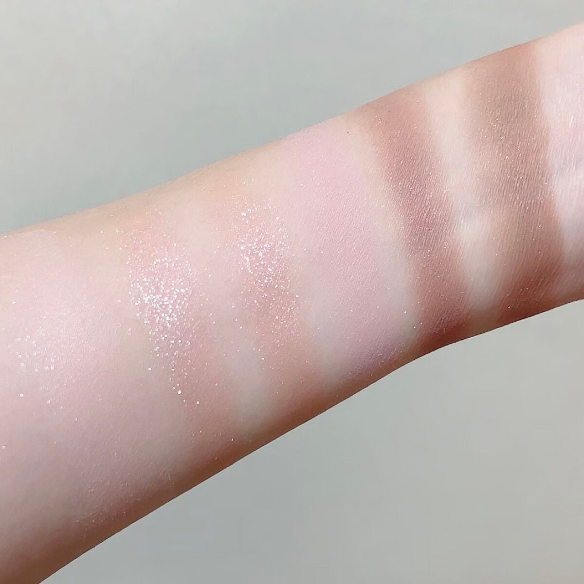 アイ ヴィーガン シアーパレット/AMUSE/アイシャドウパレットを使ったクチコミ(6枚目)