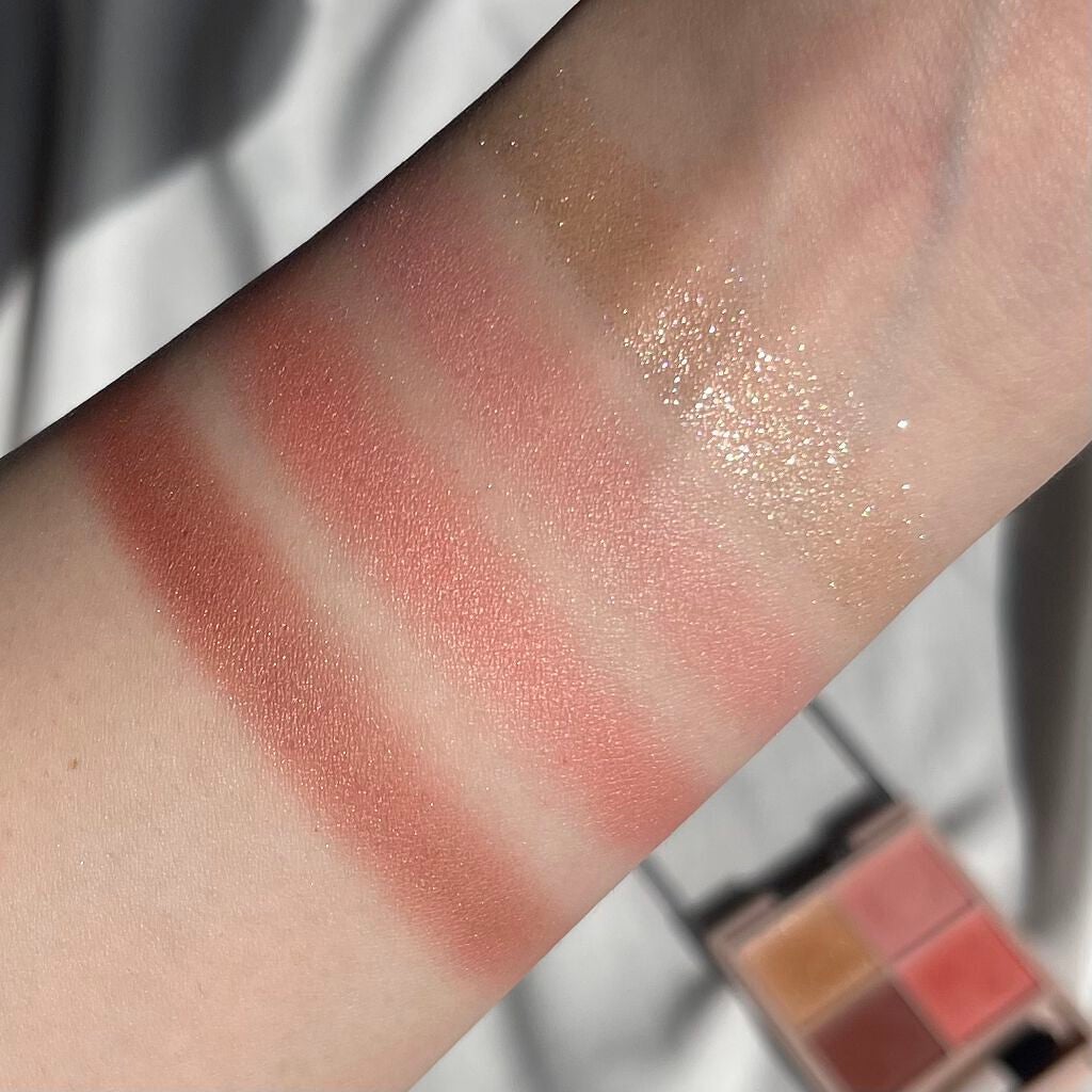 シルキースフレアイズ(マットタイプ)/キャンメイク/アイシャドウパレットを使ったクチコミ(3枚目)