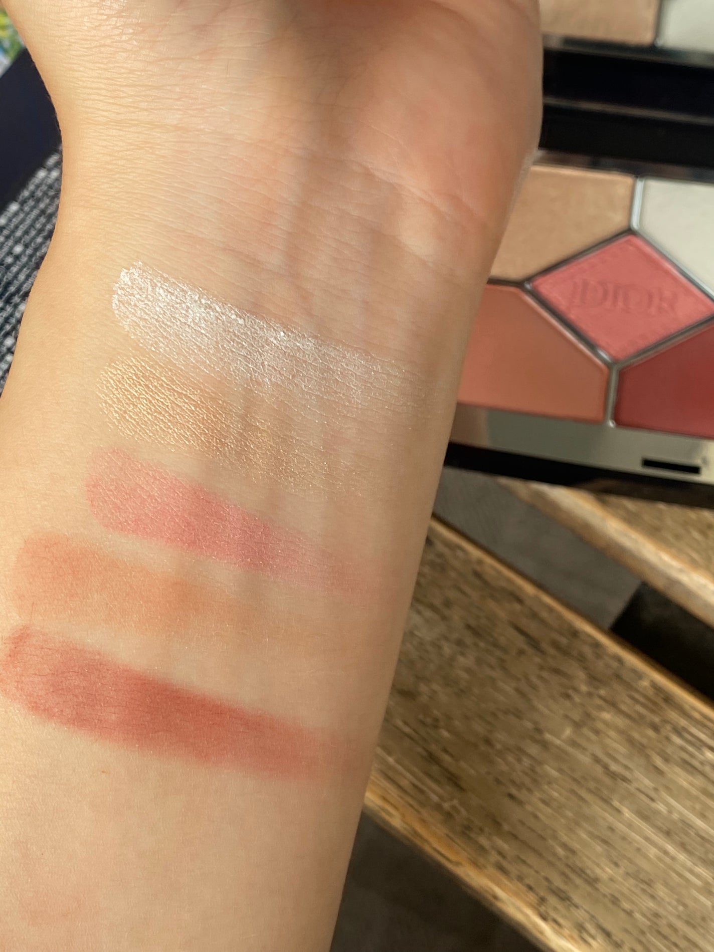 ディオールショウ サンク クルール/Dior/アイシャドウを使ったクチコミ(3枚目)