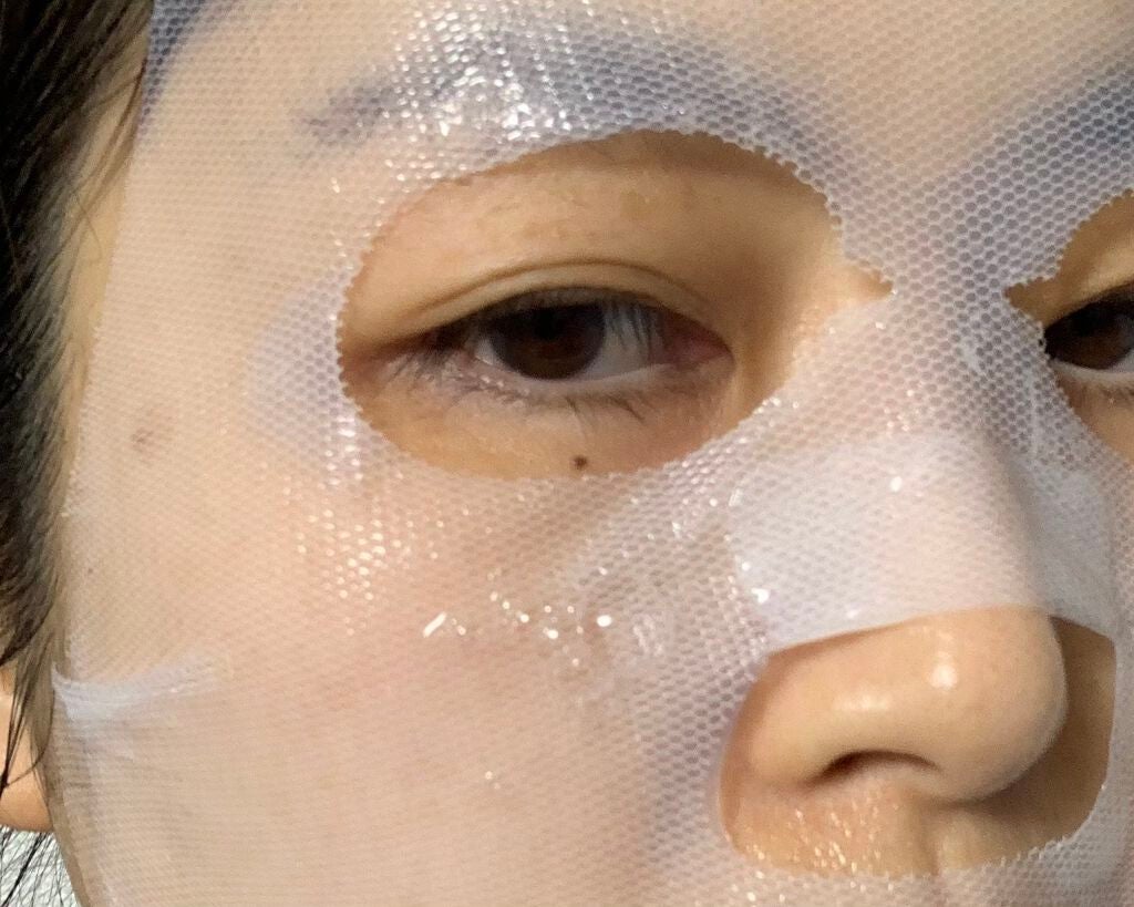 もふるん on LIPS 「A-セラーバリアーリアルスキンフィットマスク。こちらのマスクは..」(3枚目)