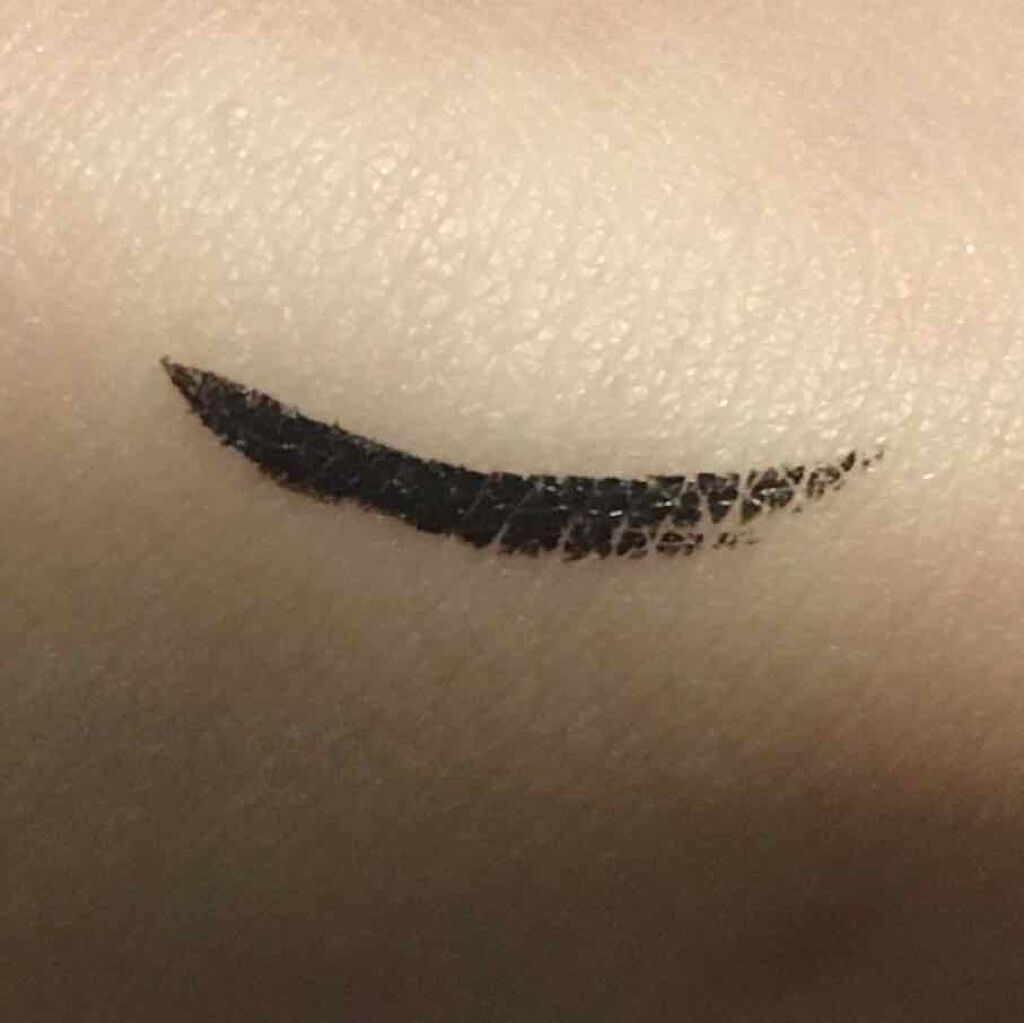 ディープリキッドアイライナー/キャッツフェイス/リキッドアイライナーを使ったクチコミ（2枚目）