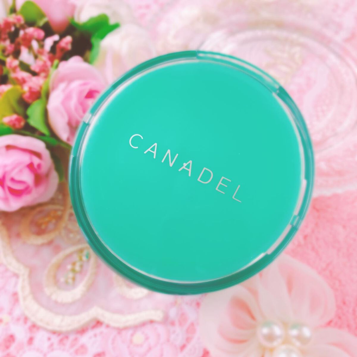 #カナデル
 #プレミアバリアフィックス

カナデルの新商品をお試しさせて頂きました☆

ぷるんぷるんなジェルタイプでスーッと伸びて、ベタつかなかったです。
今、わたしが注目している成分の #ナイアシンアミド や #ツボクサエキス が入って