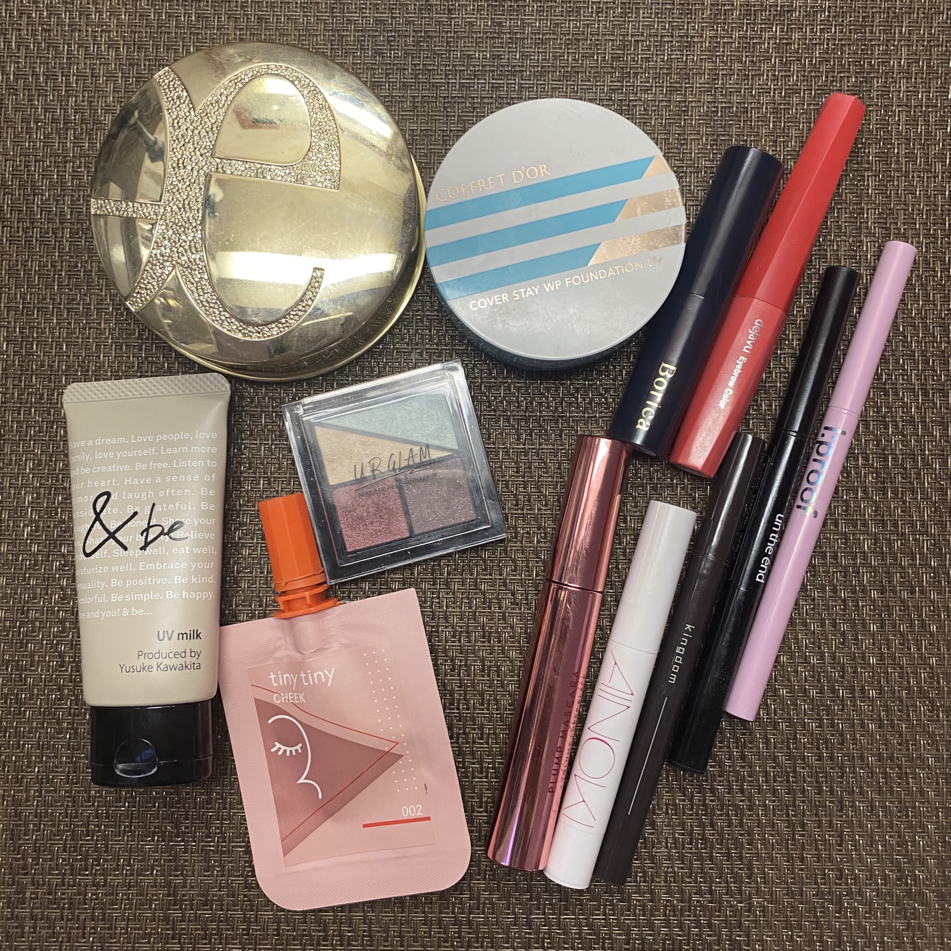 エレガンス ラ プードル オートニュアンス リクスィーズ/Elégance/プレストパウダーを使ったクチコミ（3枚目）