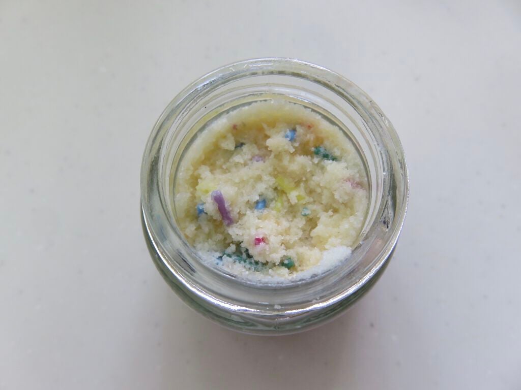 ファンフェッティケーキ/ラッシュ/リップスクラブを使ったクチコミ(3枚目)