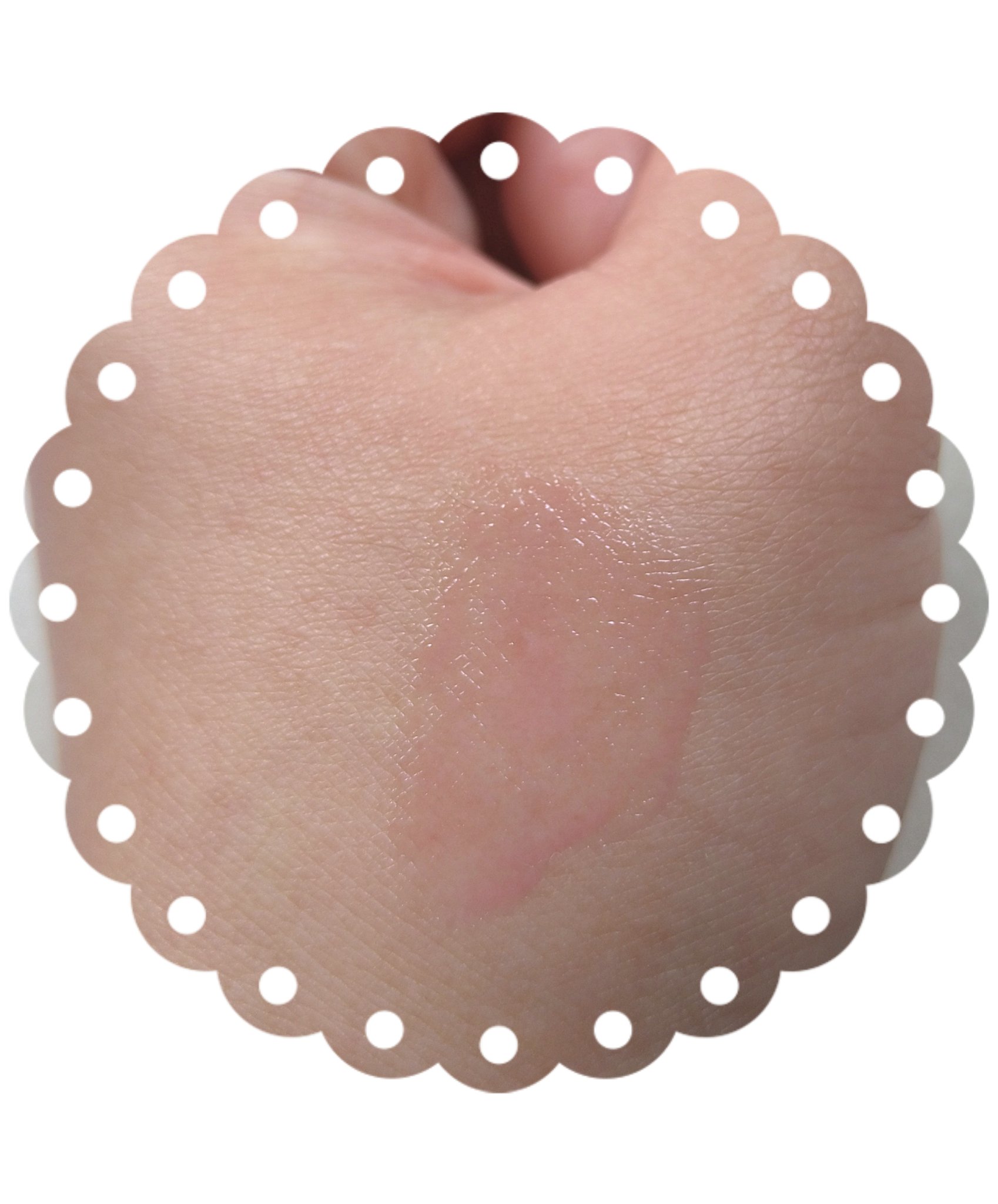 モイストピュアカラーリップ/ニベア/リップクリームを使ったクチコミ（2枚目）