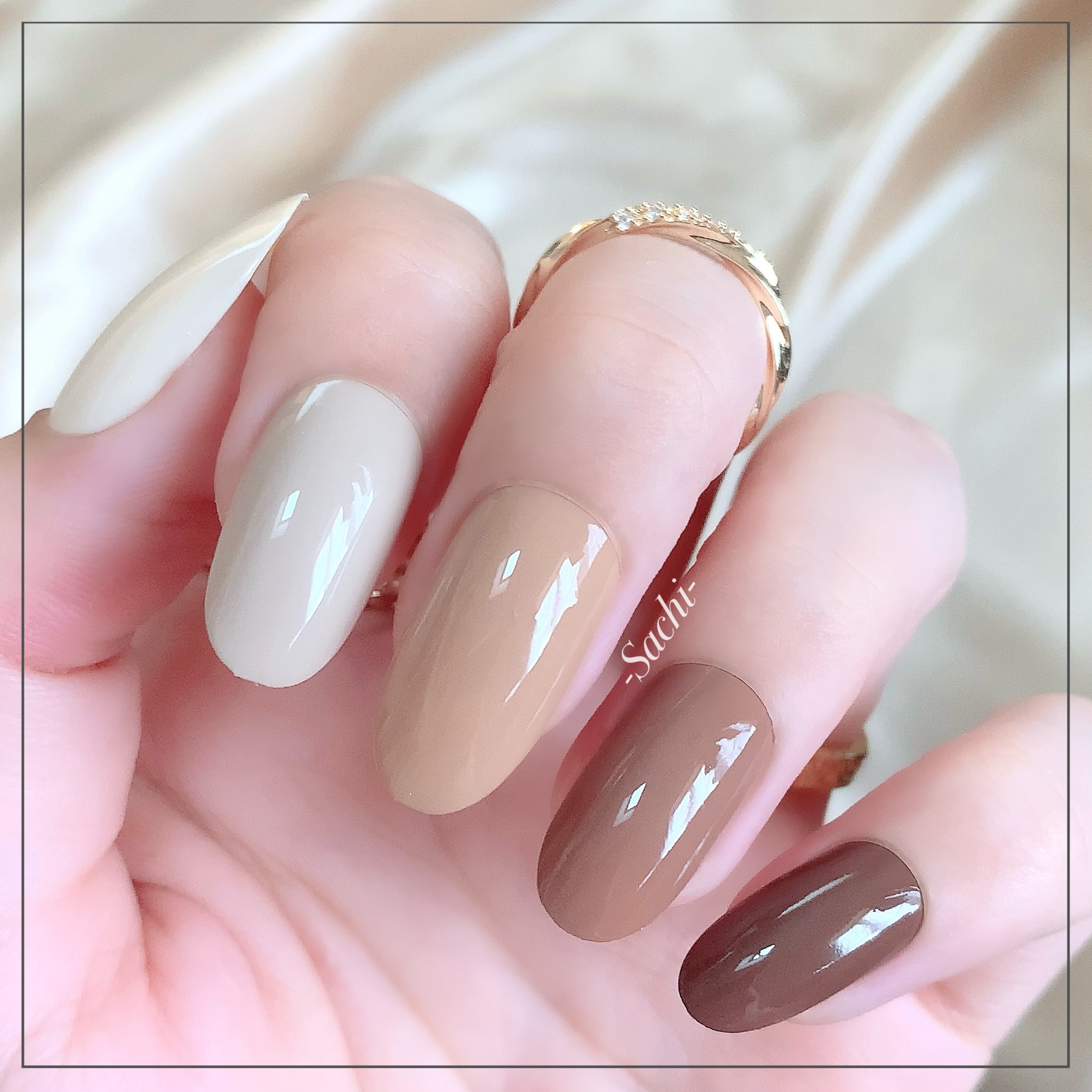 ネイルホリック Nostalgic color BE322/ネイルホリック/マニキュアを使ったクチコミ（2枚目）