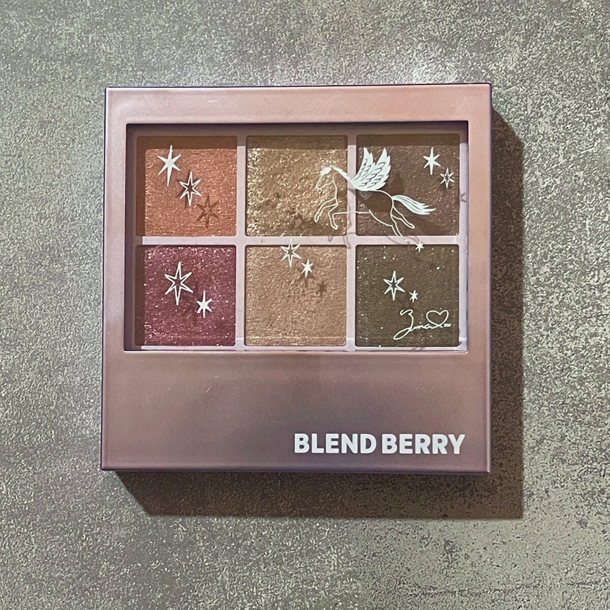 オーラクリエイション/BLEND BERRY/アイシャドウパレットを使ったクチコミ(1枚目)