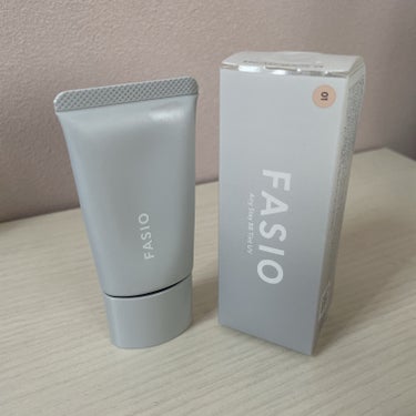 Fasio／エアリーステイ BB ティント UV
01 エアリーピンク


化粧下地・ファンデーション



私は肌がピンク寄りなのでピンクベージュを買いました！

でもピンクみが強い訳では無いので、ど