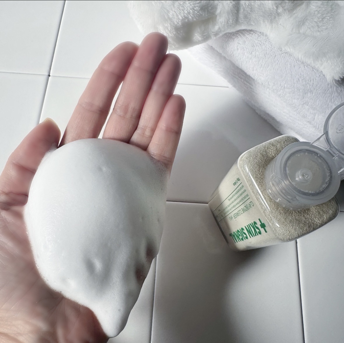 ホワイト クレイ酵素クレンザー	/SKIN SIGNAL/洗顔パウダーを使ったクチコミ（3枚目）