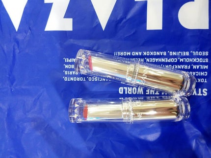 ラスティンググロスリップ/CEZANNE/口紅を使ったクチコミ(4枚目)