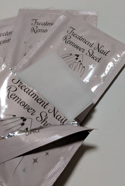 トリートメントネイルリムーバーシート/DHC/除光液を使ったクチコミ(4枚目)