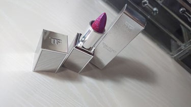 リップ ラッカー/TOM FORD BEAUTY/リップグロスを使ったクチコミ（3枚目）