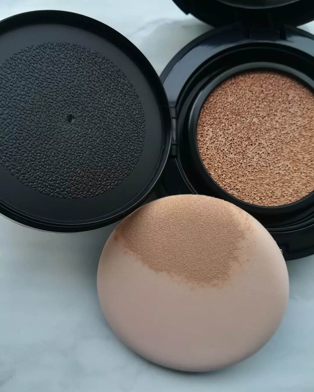 ジャビンドゥソウル ウインクファンデーションパクト/Javin De Seoul/クッションファンデーションを使ったクチコミ（2枚目）