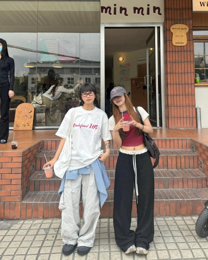 ひとみ on LIPS 「いつでもどこでも呼ばれたらすぐに来てくれる友情は本当に幸福です..」(3枚目)