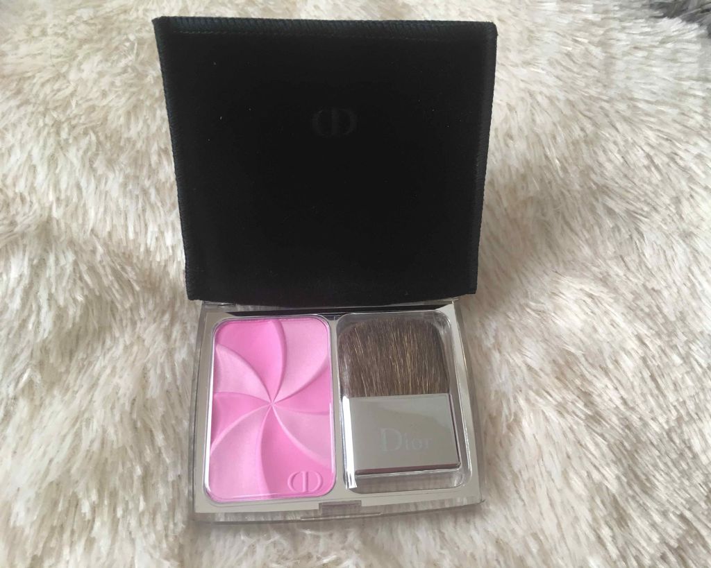 ディオールスキン ロージー グロウ/Dior/パウダーチークを使ったクチコミ(1枚目)