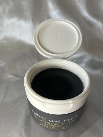 パーフェクトワンフォーカス スムースクレンジングバーム ディープブラック/PERFECT ONE FOCUS/クレンジングバームを使ったクチコミ(2枚目)