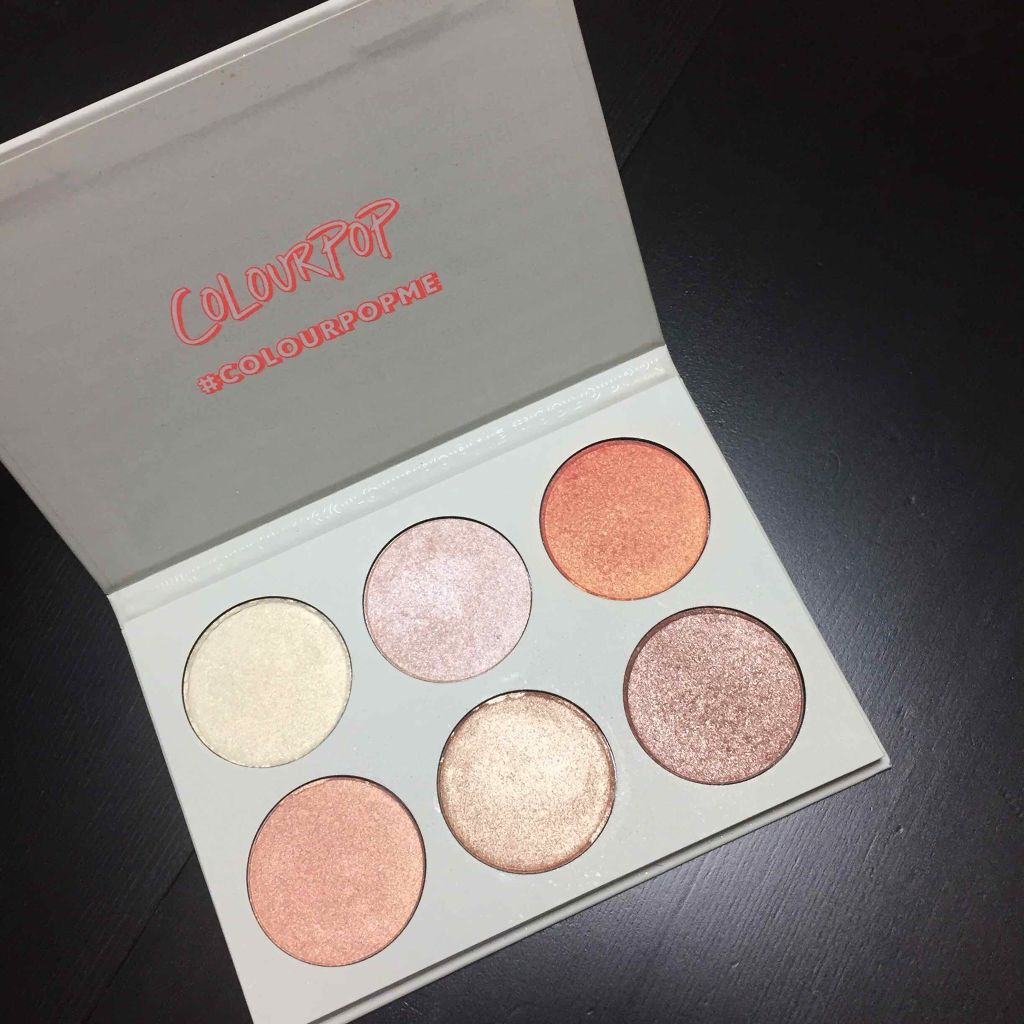 ColourPop GIMME MORE プレスト パウダー ハイライターのクチコミ「カラーポップ   
GIMME MORE

久しぶりのカラーポップの投稿です😁
最近は時短メイ.....」（1枚目）