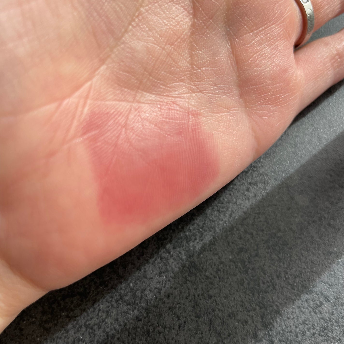 フルーティーグラムティント/Laka/リップティントを使ったクチコミ(3枚目)