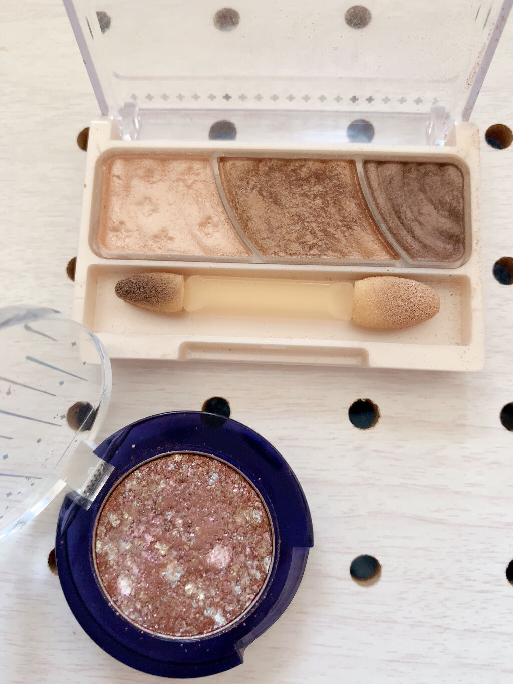 トーンアップアイシャドウ/CEZANNE/アイシャドウパレットを使ったクチコミ（2枚目）