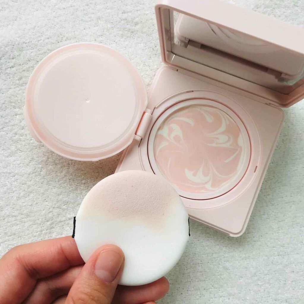 ランタンポレル ブロッサム クリーム コンパクト/GIVENCHY/化粧下地を使ったクチコミ（2枚目）