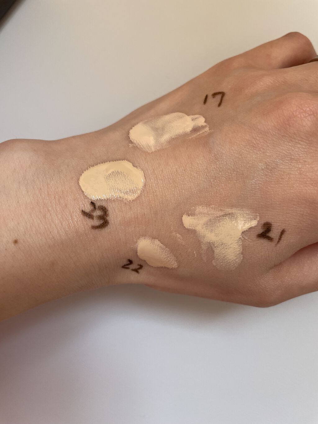 セカンドスキンファンデーション/hince/リキッドファンデーションを使ったクチコミ（1枚目）